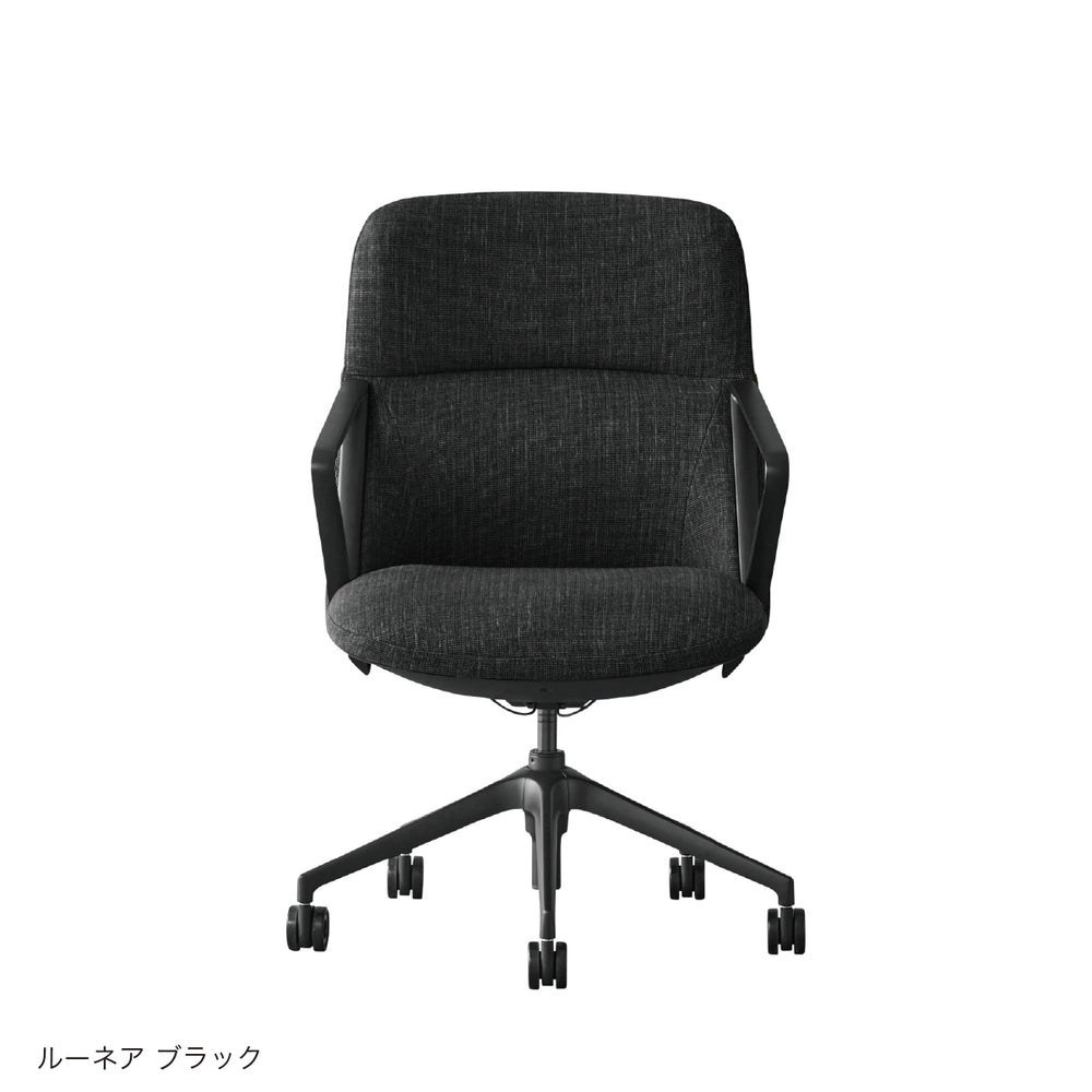 ブラック